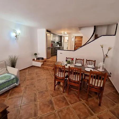 Villa Parque Santiago I With Heated Pool, Sea View, 50m To The Sea, Terrace